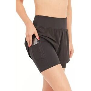 Spanx Get Moving Booty Boost Double Layer Shorts